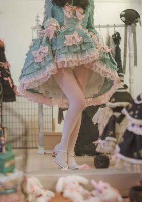 十七岁三妹1免费观看全集完整版_免费高清日本成人在线