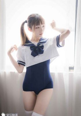 美女喷水动态长图_4K高清迅雷在线观看