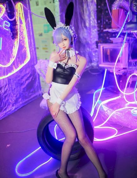 妻子偷情被抓结果丈夫是亿万富翁_HD在线观看完整版