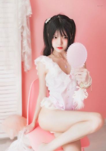 国产亚洲情侣一区二区无码_十万网红美女美酱
