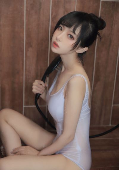 跪晨尿含主人夹便器_免费手机在线看观看