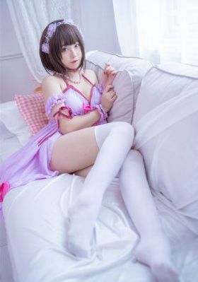 亚洲人办公室丝袜18_1080P在线观看