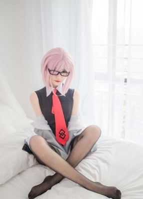 色一情一伦一子一伦一区_BD英语手机在线观看
