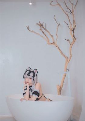 中文字幕少妇在线三级hd_4K电影在线看